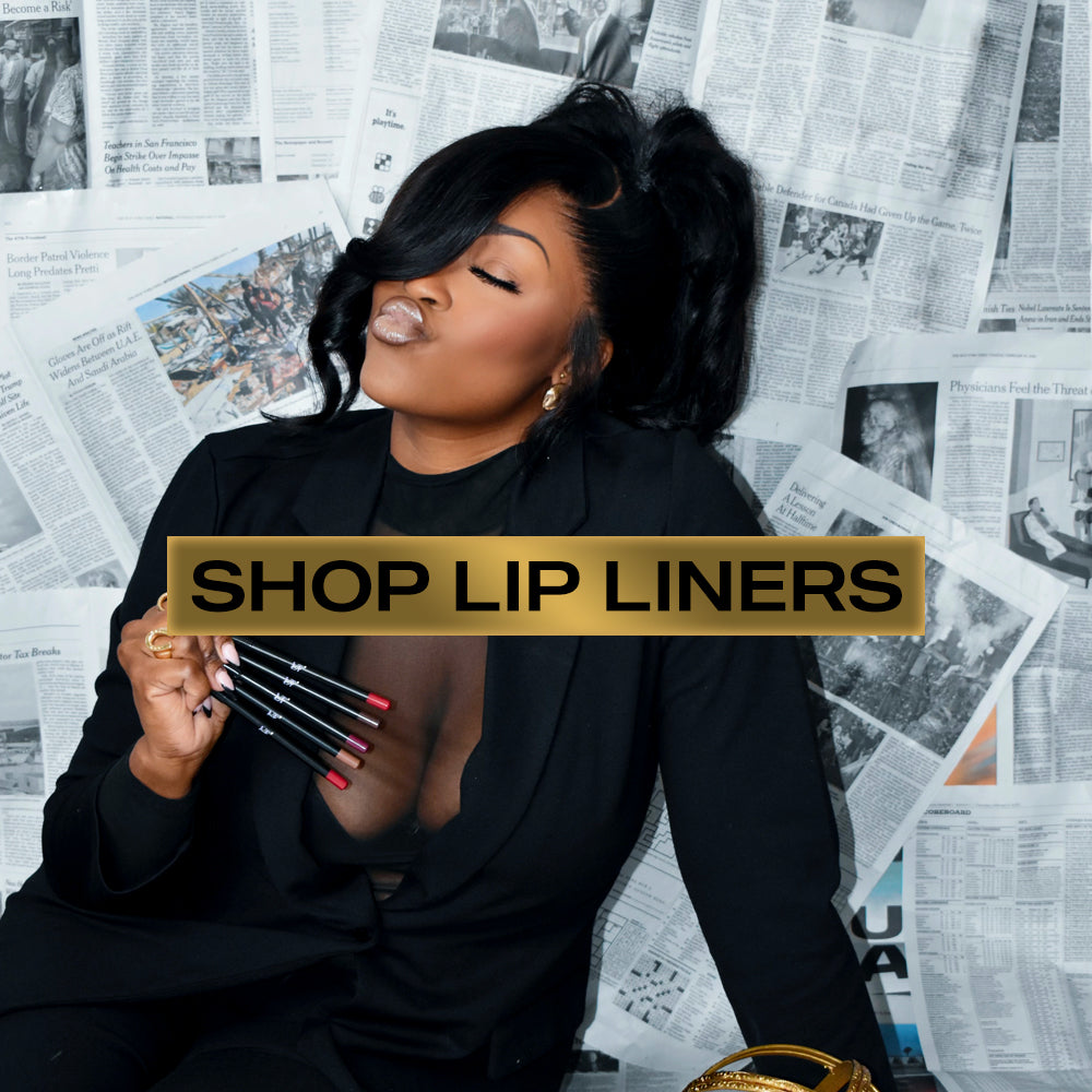 LIP LINERS