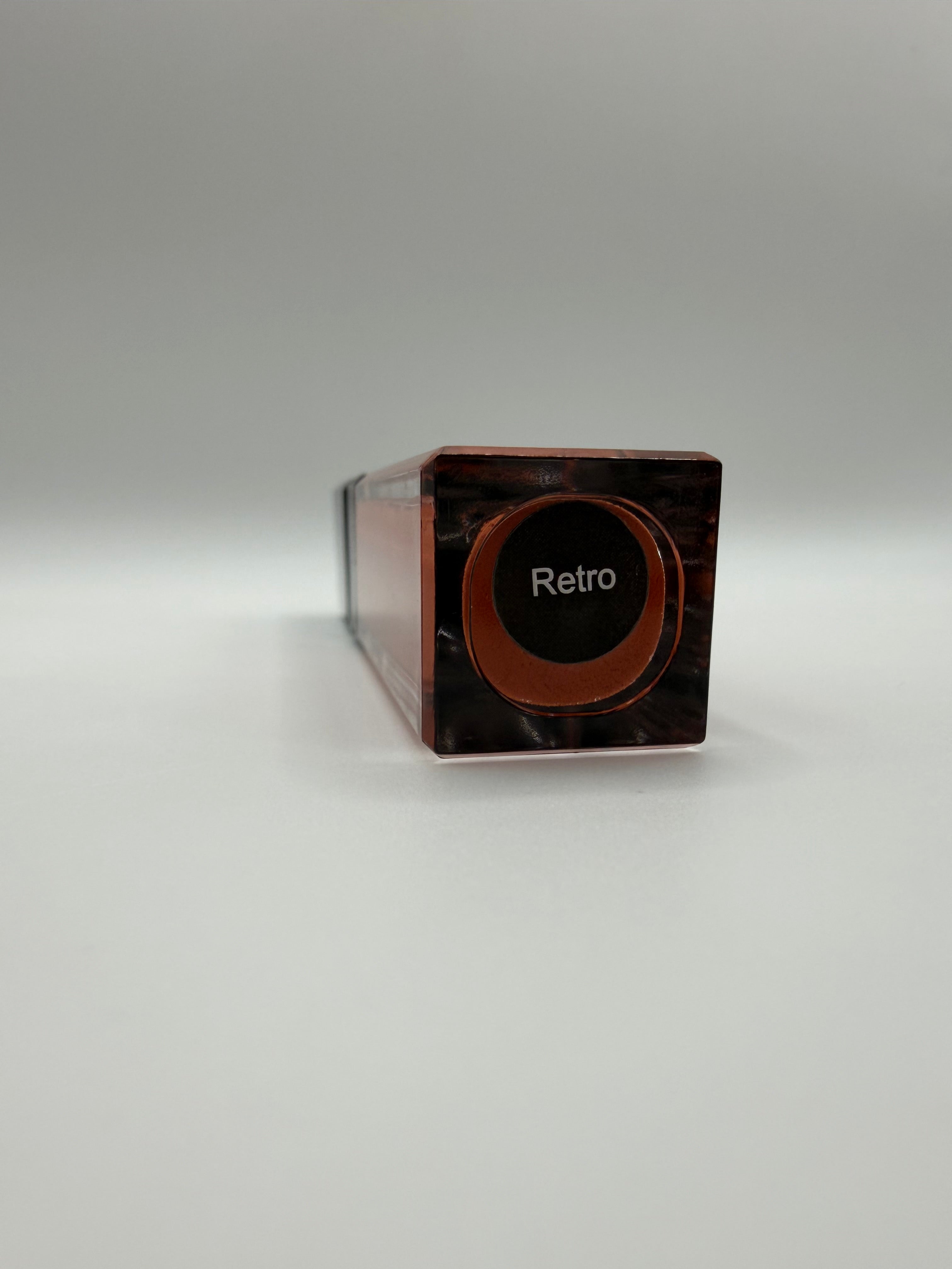 Retro High-Shine Lip Gloss